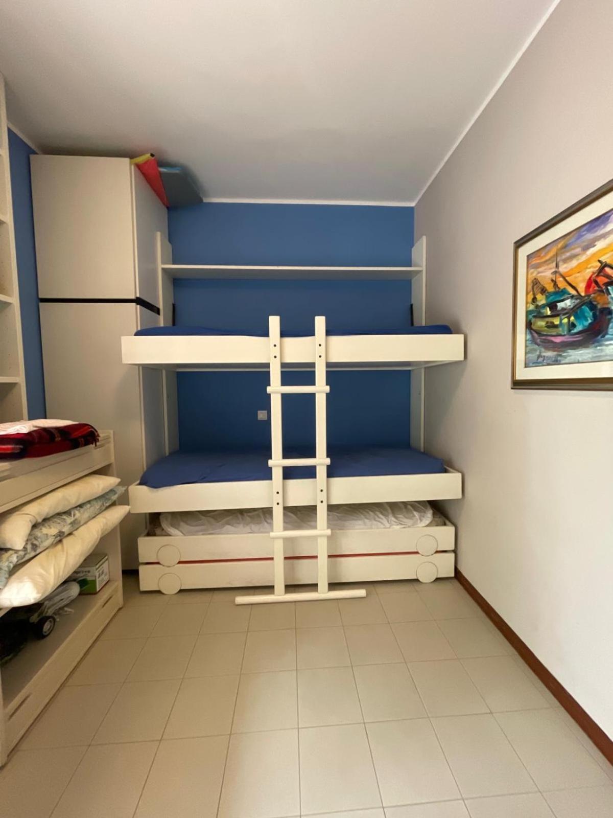Residence Panfilo - Walterigato Apartments Solo Per Famiglie Лидо-ди-Езоло Экстерьер фото